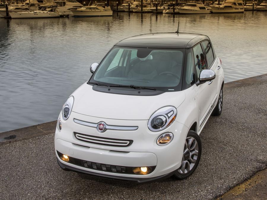  Fiat 500L 2013 года  (US) (фото 36 из 40)